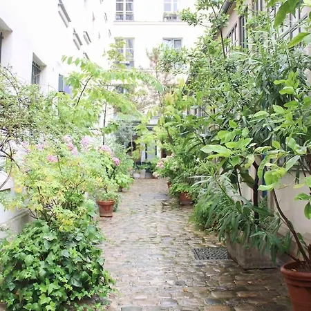 Apartment Joli 2 Pieces Dans Le 3eme, Au Coeur De *
