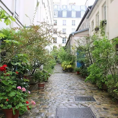 Joli 2 Pieces Dans Le 3eme, Au Coeur De * Paris